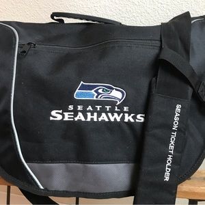 NFL Seattle Seahawks Black Shoulder/Messenger Bag, Season Ticket Holders